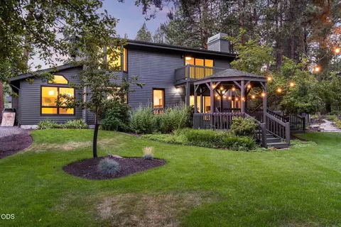 Exterior - 20398 Big Bear Ct, Bend, OR 97702 photo 6 of 21