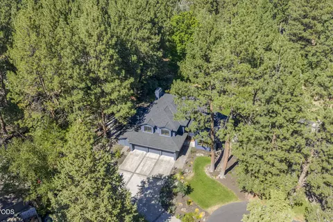 View/Area - 20398 Big Bear Ct, Bend, OR 97702 photo 1 of 13