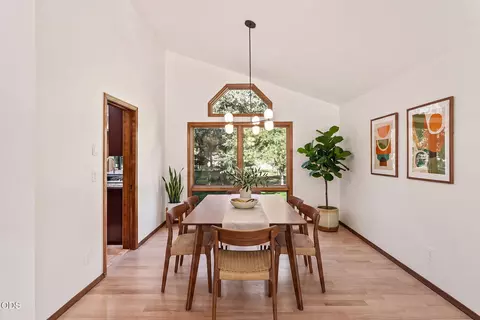 Dining - 20398 Big Bear Ct, Bend, OR 97702 photo 1 of 1