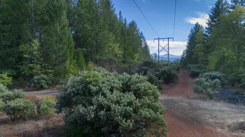 6715 Westside Rd, Cave Junction, OR 97523 photo 10
