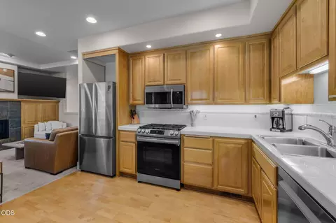 Kitchen - 61875 Broken Top Dr #27, Bend, OR 97702 photo 2 of 2