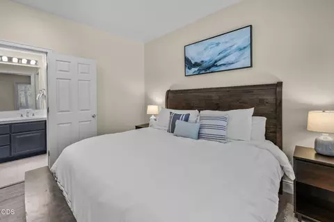 Bedroom - 61875 Broken Top Dr #27, Bend, OR 97702 photo 2 of 6