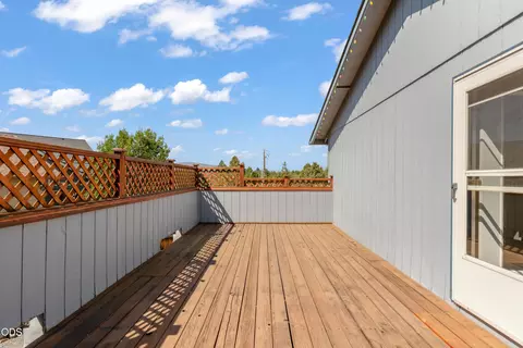 Exterior - 63552 Boyd Acres Rd, Bend, OR 97701 photo 6 of 7