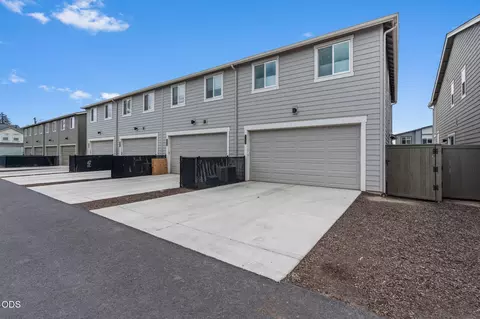 Exterior - 61624 SE Depot Loop, Bend, OR 97702 photo 5 of 7