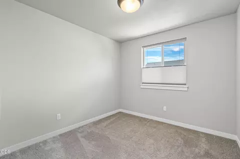 Bedroom - 61624 SE Depot Loop, Bend, OR 97702 photo 6 of 7