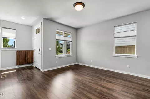 Living - 61624 SE Depot Loop, Bend, OR 97702 photo 4 of 6