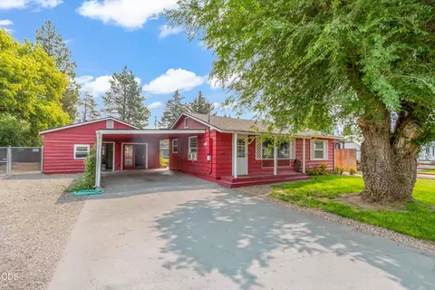 796 NE Dunham St, Prineville, OR 97754