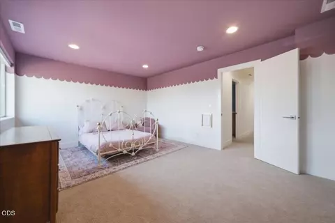 Bedroom - 20498 Murphy Rd, Bend, OR 97702 photo 7 of 7