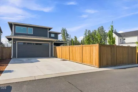 Exterior - 20498 Murphy Rd, Bend, OR 97702 photo 6 of 6