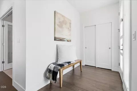Entry Way - 20498 Murphy Rd, Bend, OR 97702 photo 1 of 3
