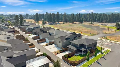 View/Area - 20498 Murphy Rd, Bend, OR 97702 photo 2 of 3