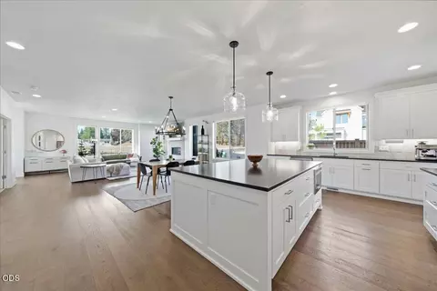 Kitchen - 20498 Murphy Rd, Bend, OR 97702 photo 1 of 8