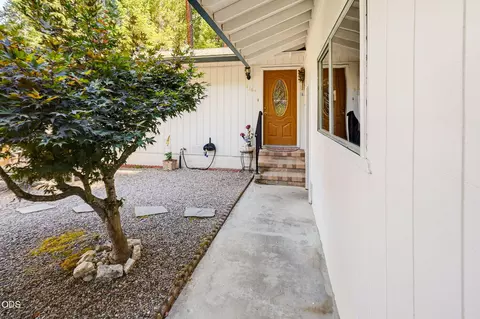 Exterior - 4184 Evans Creek Rd, Rogue River, OR 97537 photo 8 of 28
