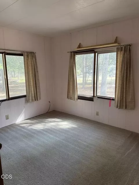 Bedroom - 52720 Wayside Loop, La Pine, OR 97739 photo 1 of 1