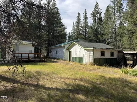Exterior - 52720 Wayside Loop, La Pine, OR 97739 photo 4 of 8