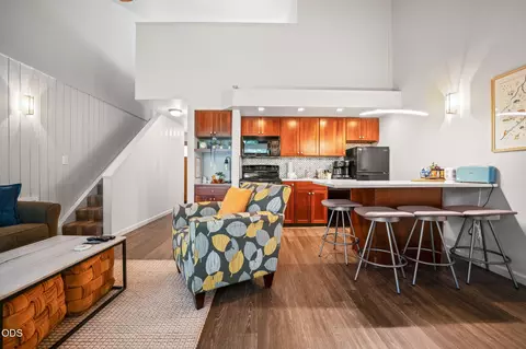 19717 SW Mount Bachelor Dr UNIT 231, Bend, OR 97702
