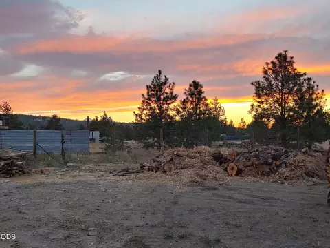 Exterior - 65665 SW 61st St, Bend, OR 97703 photo 10 of 10