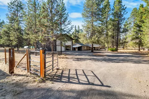 Exterior - 15920 Frances Ln, La Pine, OR 97739 photo 17 of 17