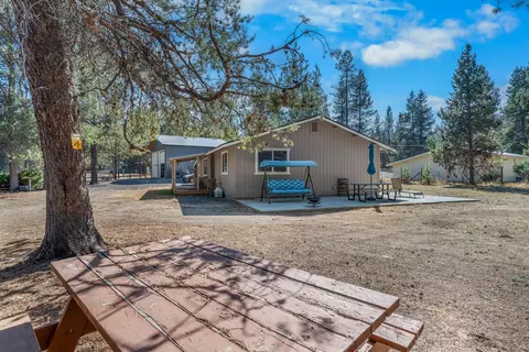 Exterior - 15920 Frances Ln, La Pine, OR 97739 photo 16 of 17