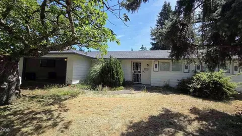 1212 NE 194th Ct, Portland, OR 97230