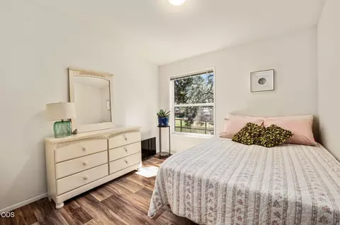 Bedroom - 17274 Jacinto Rd, Bend, OR 97707 photo 3 of 3