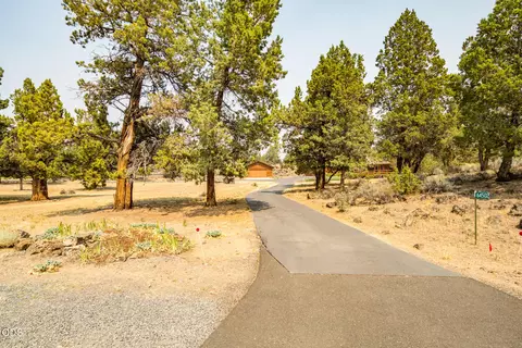 Exterior - 64502 Mcgrath Rd, Bend, OR 97701 photo 15 of 15