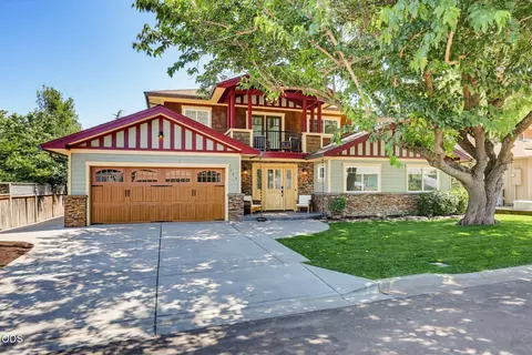 524 Drager St, Ashland, OR 97520