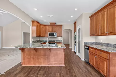 Kitchen - 9 Aspen Ct, Eagle Point, OR 97524 photo 1 of 7