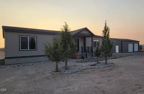 16553 SE Snake Rd, Prineville, OR 97754