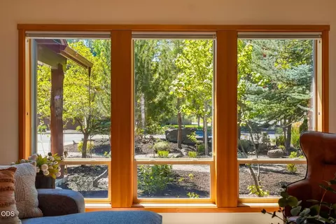 Other - 61375 Brianne Pl, Bend, OR 97702 photo 3 of 6
