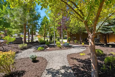 Exterior - 61375 Brianne Pl, Bend, OR 97702 photo 11 of 11