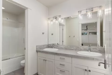 Bath - 2425 NW Lemhi Pass Dr, Bend, OR 97703 photo 1 of 2