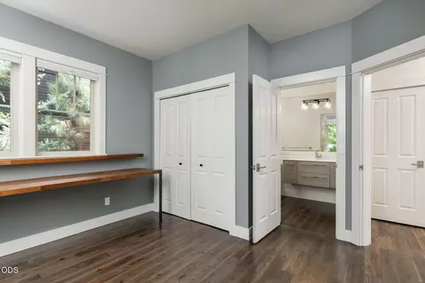 Bedroom - 2425 NW Lemhi Pass Dr, Bend, OR 97703 photo 1 of 4