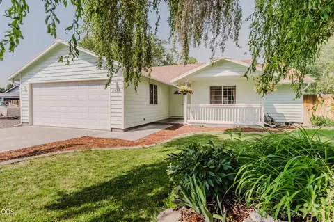 2635 NE Yellowpine Rd, Prineville, OR 97754