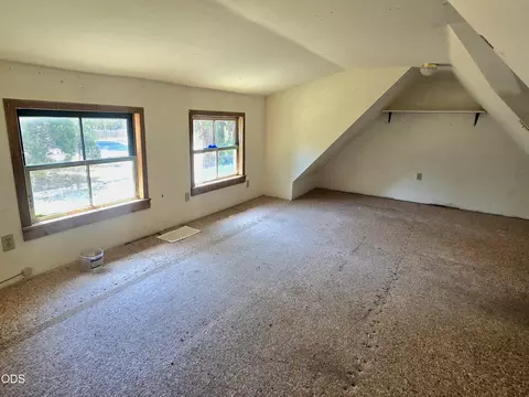 Bedroom - 4490 Holland Loop Rd, Cave Junction, OR 97523 photo 4 of 4