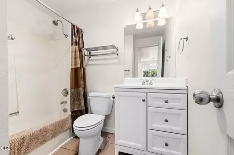 Bath - 412 Lorraine Ave, Eagle Point, OR 97524 photo 3 of 3