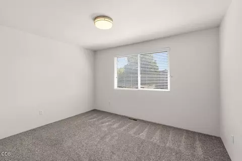 Bedroom - 412 Lorraine Ave, Eagle Point, OR 97524 photo 4 of 6