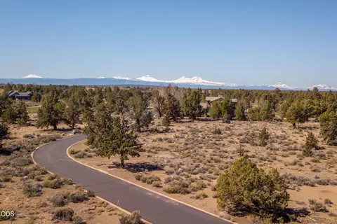 23153 Switchback Ct #LOT 90, Bend, OR 97701 photo 4