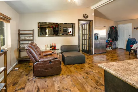 Living - 110 Pine Tree Way, Selma, OR 97538 photo 2 of 2