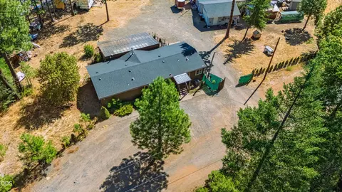 View/Area - 110 Pine Tree Way, Selma, OR 97538 photo 2 of 4