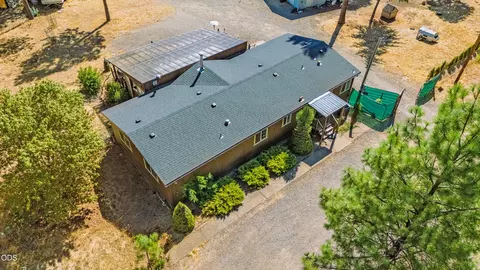 View/Area - 110 Pine Tree Way, Selma, OR 97538 photo 1 of 4
