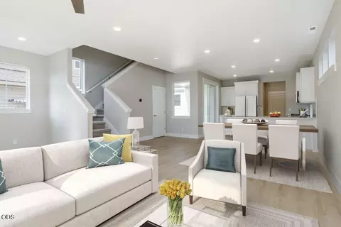 Living - 60849 SE Barstow Pl, Bend, OR 97702 photo 1 of 4