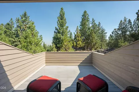Exterior - 146 NW Skyliner Summit Loop, Bend, OR 97703 photo 12 of 13
