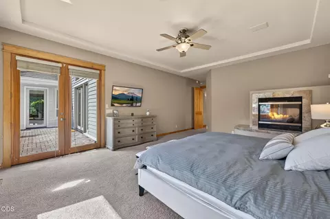 Bedroom - 146 NW Skyliner Summit Loop, Bend, OR 97703 photo 2 of 4