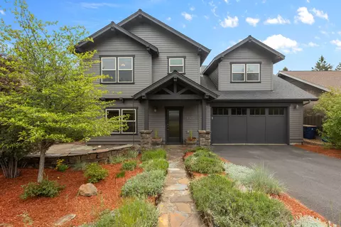 Exterior - 61438 Linton Loop, Bend, OR 97702 photo 3 of 16