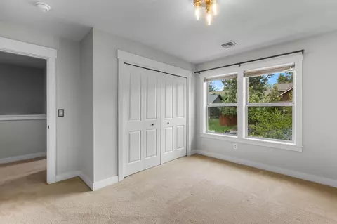 Bedroom - 61438 Linton Loop, Bend, OR 97702 photo 5 of 8