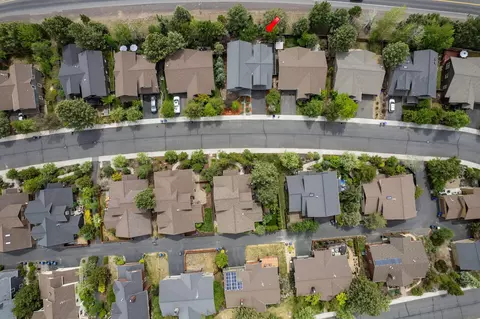View/Area - 61438 Linton Loop, Bend, OR 97702 photo 2 of 6