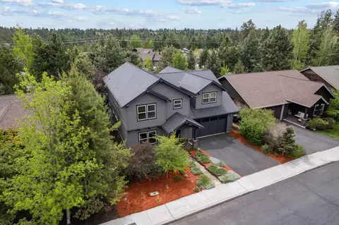 View/Area - 61438 Linton Loop, Bend, OR 97702 photo 1 of 6