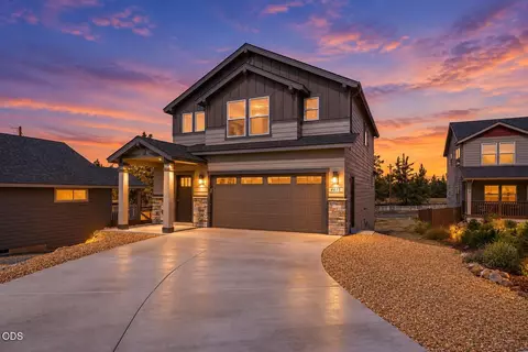 4615 SW Salmon Ave, Redmond, OR 97756