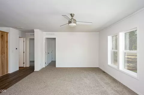17033 Cagle Rd, La Pine, OR 97739 photo 4